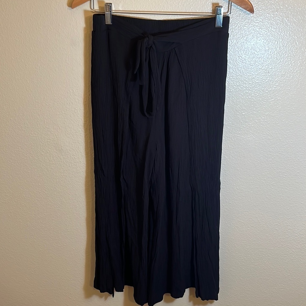 Exhilaration Black Crop Pant and Shorts Combo